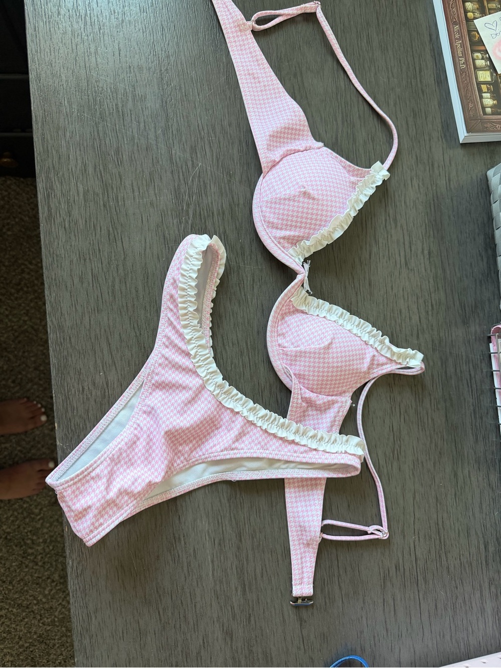 Source Unknown Pink Bikini Set with White Ruffle Trim
